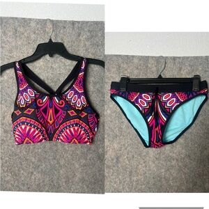 Athleta Woman Size Large multi colored bikini Set